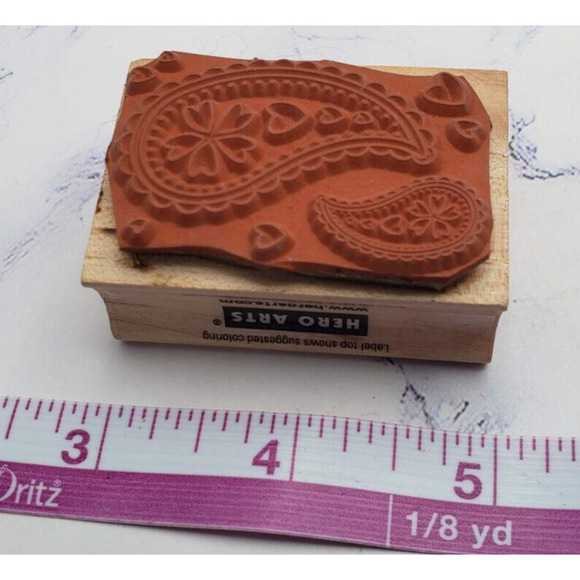 Hero Arts Duel Teardrop Pattern W/ Hearts Wood Mounted Rubber Stamp C4616 - Picture 6 of 7